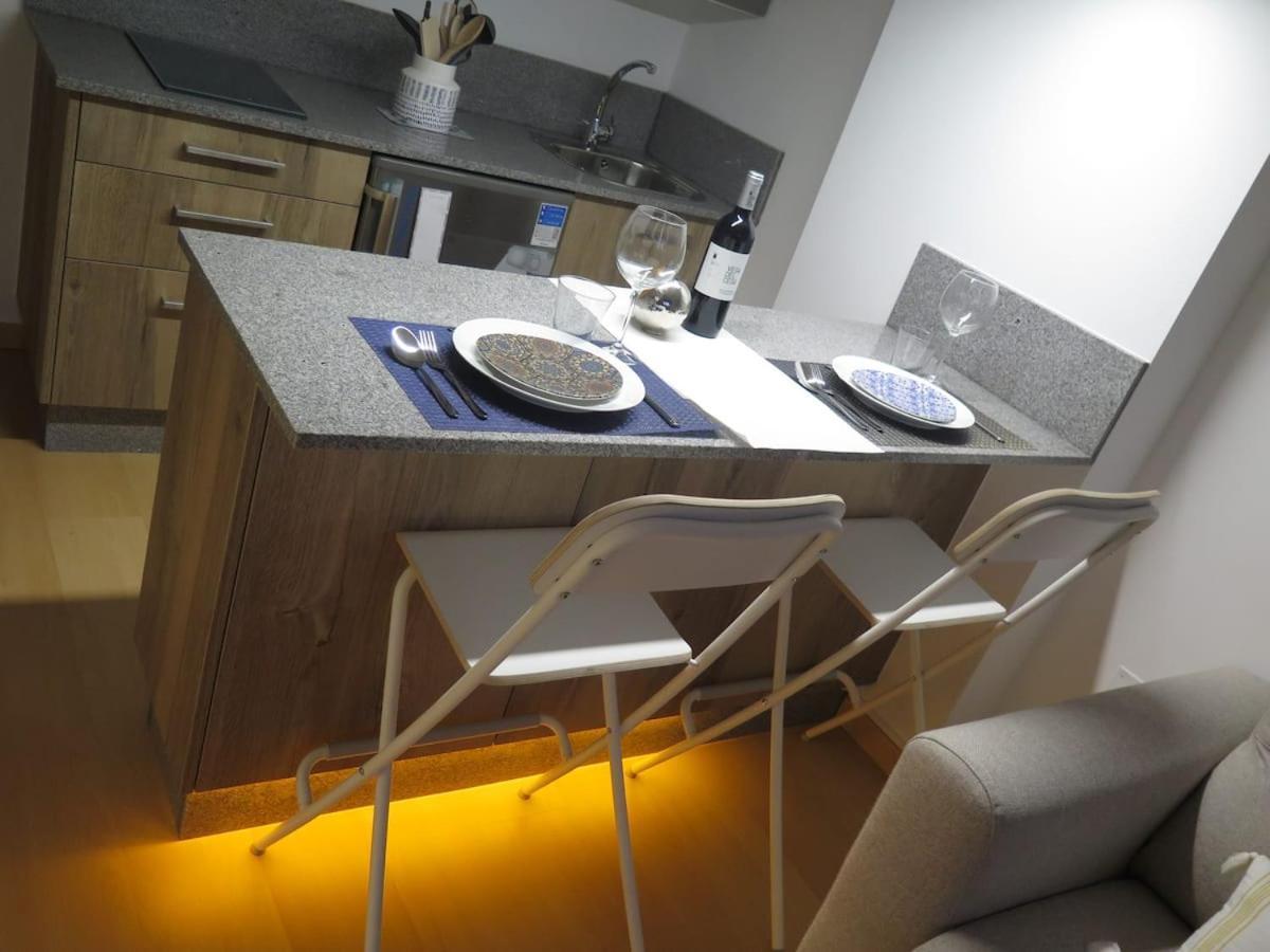 Acogedor Estudio En El Corazon Del Silgar + Parking Санхенхо Экстерьер фото