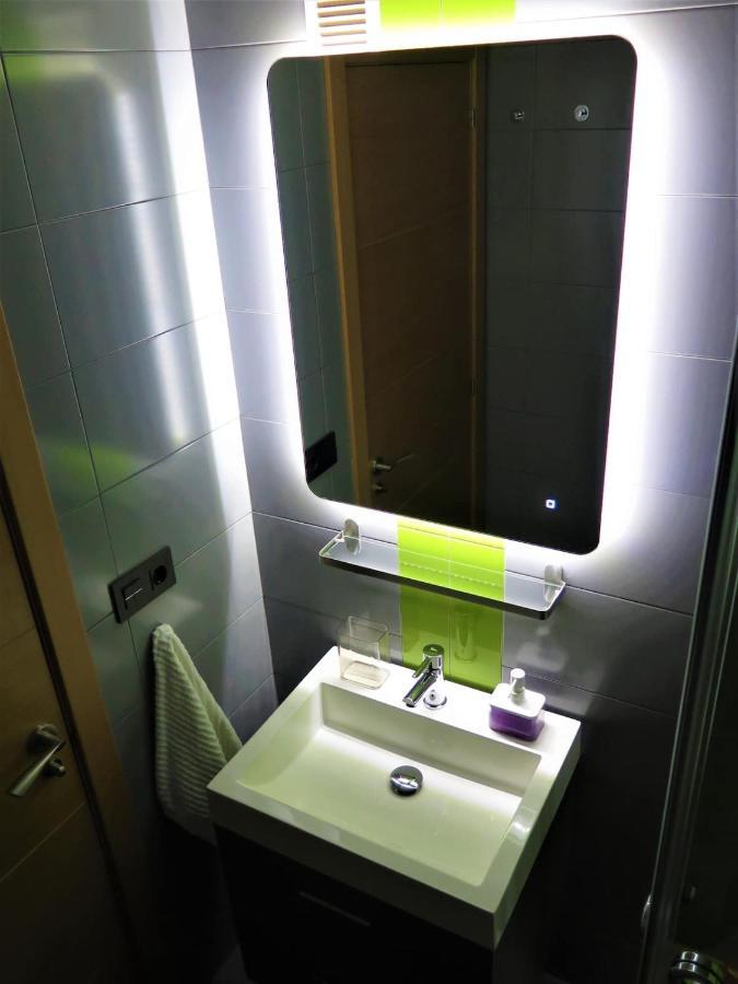 Acogedor Estudio En El Corazon Del Silgar + Parking Санхенхо Экстерьер фото